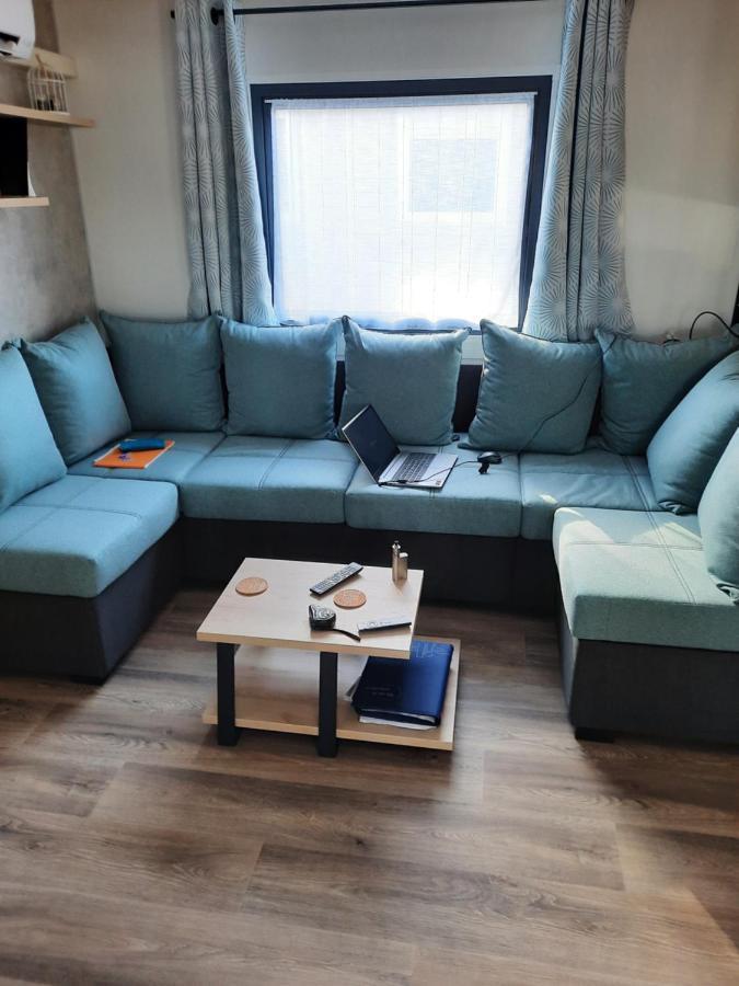 Jpp Marie Ange Proprietaire Hotel Saint-Julien-en-Born Exterior foto